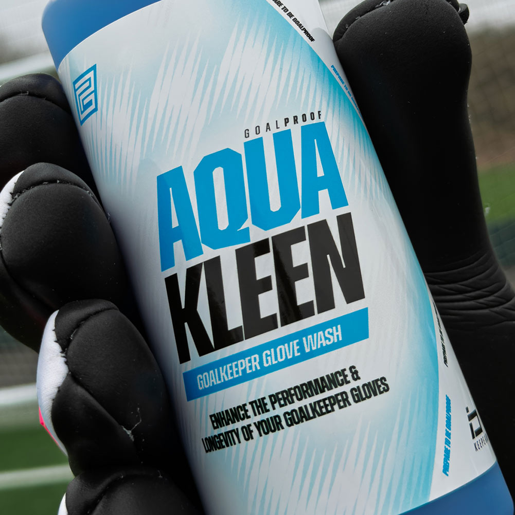 Keeper iD AquaKleen Goalkeeper Glove Wash