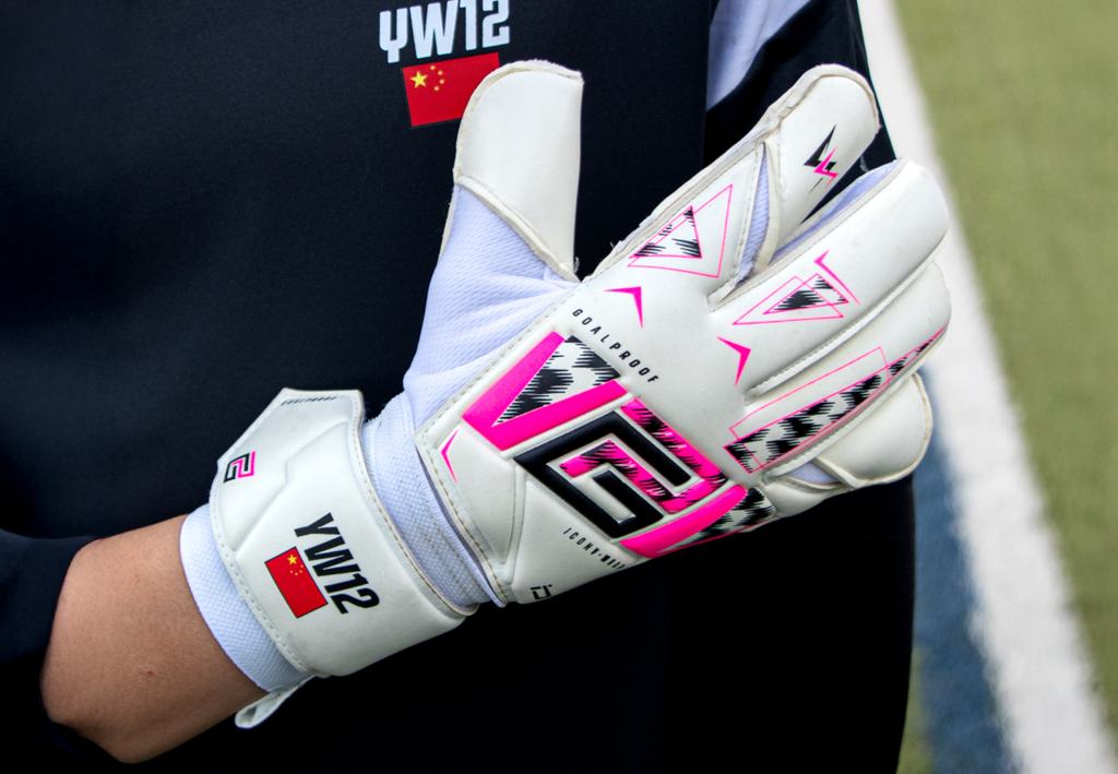Junior goalkeeper gloves